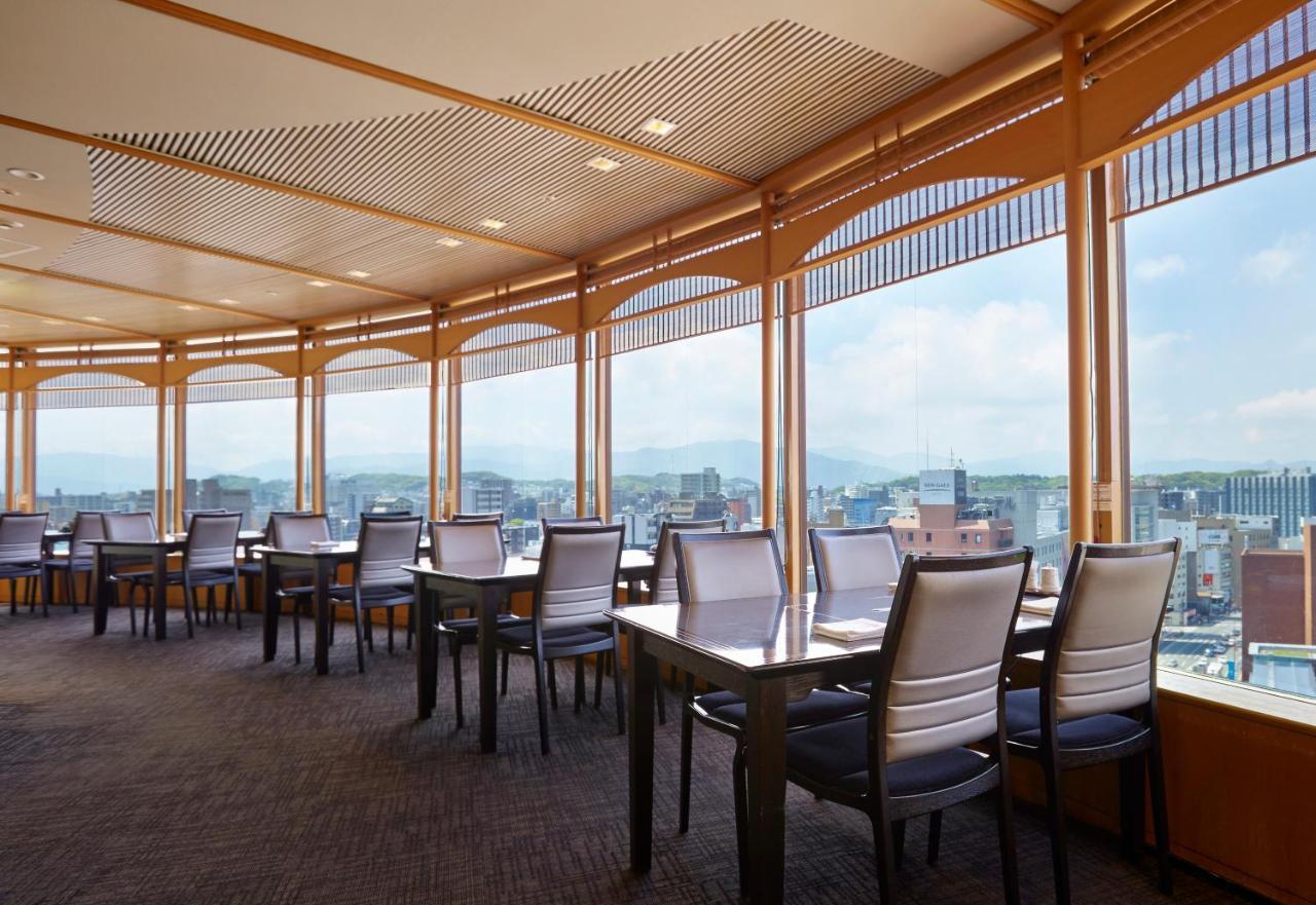Hotel New Otani Hakata Fukuoka  Exterior foto Club Lounge at Kansai International Airport