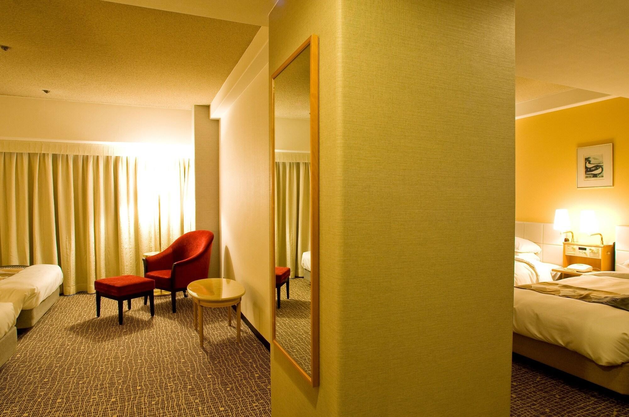 Hotel New Otani Hakata Fukuoka  Exterior foto A room at the hotel